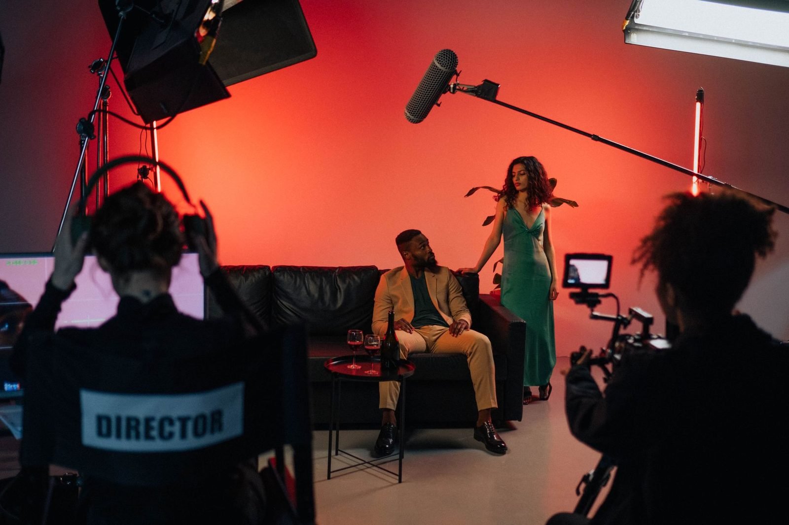 Tournage d'une fiction avec perche son, en amont du travail de doublage